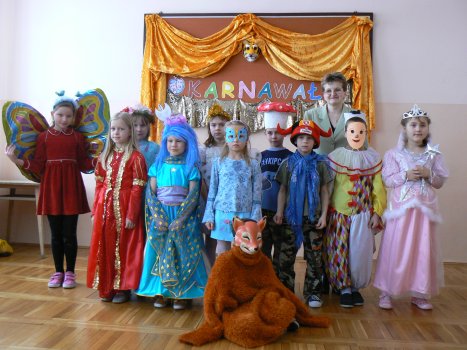 Bale karnawałowe w szkole